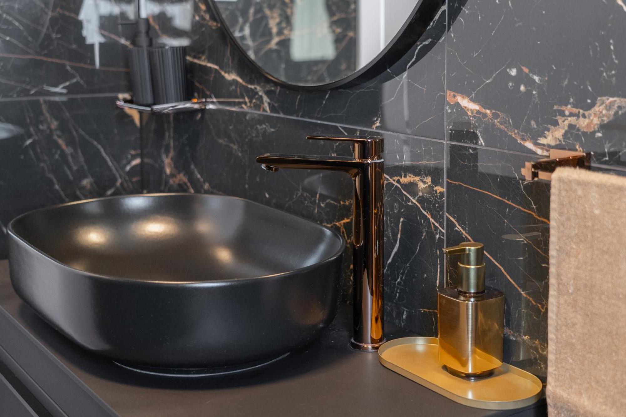 マカルスカLux Penthouse Panoramic View With Jacuzziアパートメント エクステリア 写真